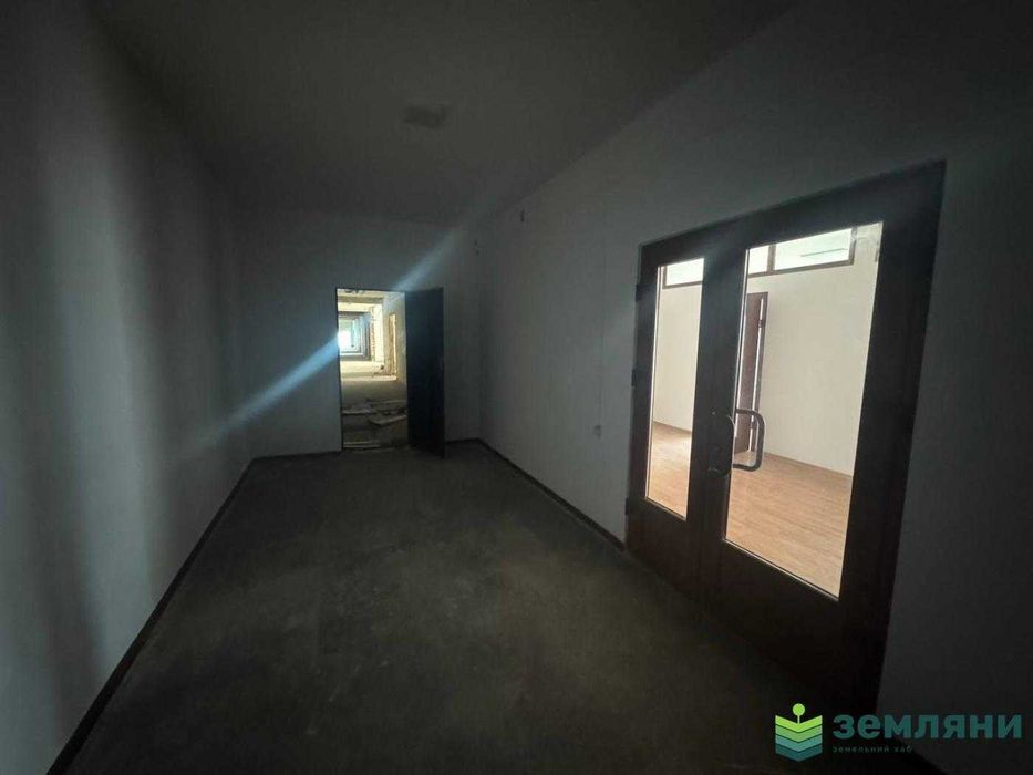 Продаж приміщення під офіси 600м2 вул.Б.Хмельницького (6)