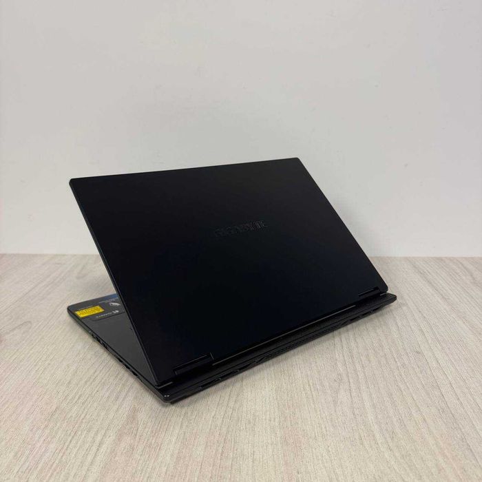 Gigabyte A16 CVH  2K IPS 240Hz i7-13620H 16GB SSD 1TB RTX 5060