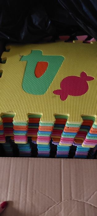 Karton puzzli (mata dla dzieci)