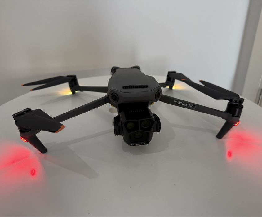 DJI MAVIC 3 Pro Fly More Combo абсолютно новий