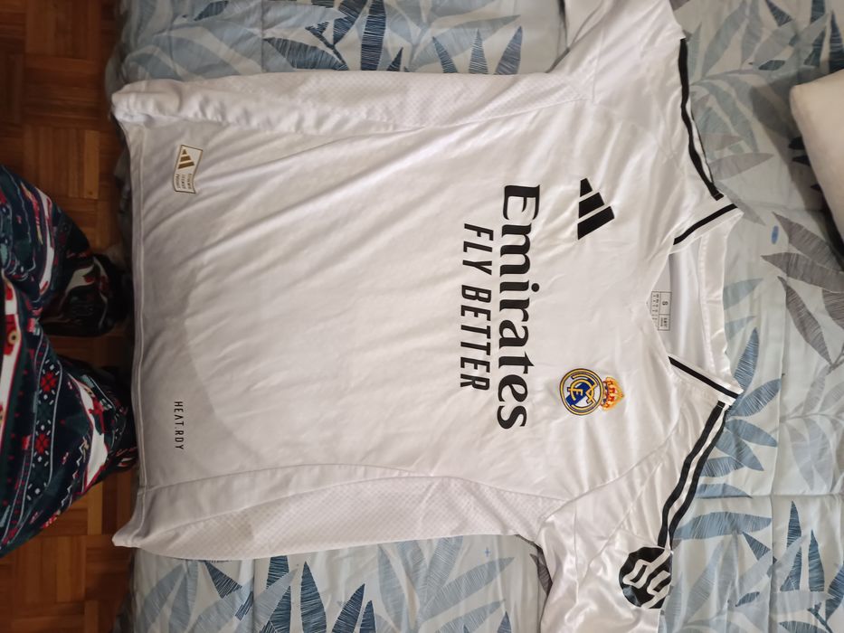 Camisola do real Madrid 2023 24