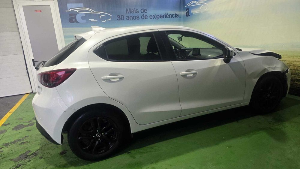 Mazda 2 1.5 SkyActive - Salvado