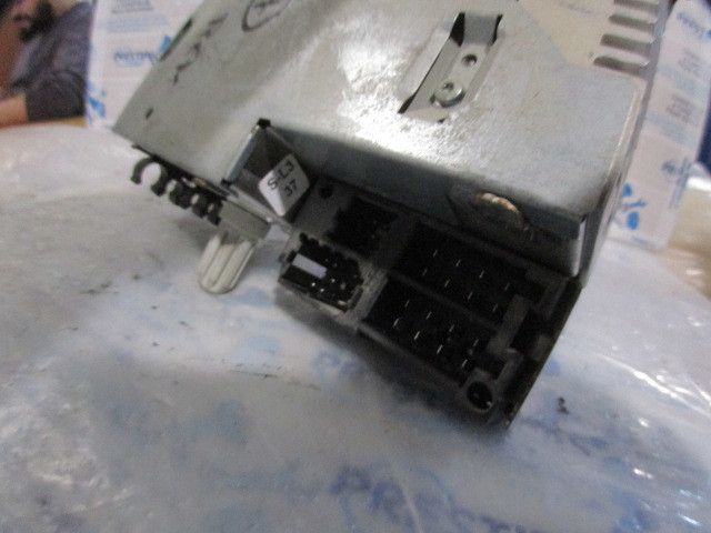 Rádio / auto-rádio RENAULT Scénic II (JM0/1_)