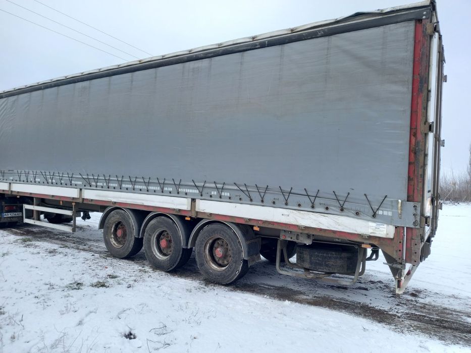 Продам напіввпричіп fruehauf