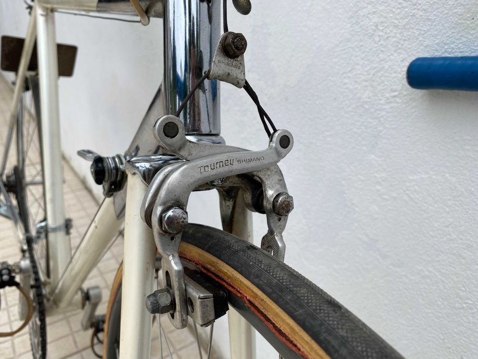 Bicicleta estrada em alumínio antiga com peças Gipiemme Campagnolo