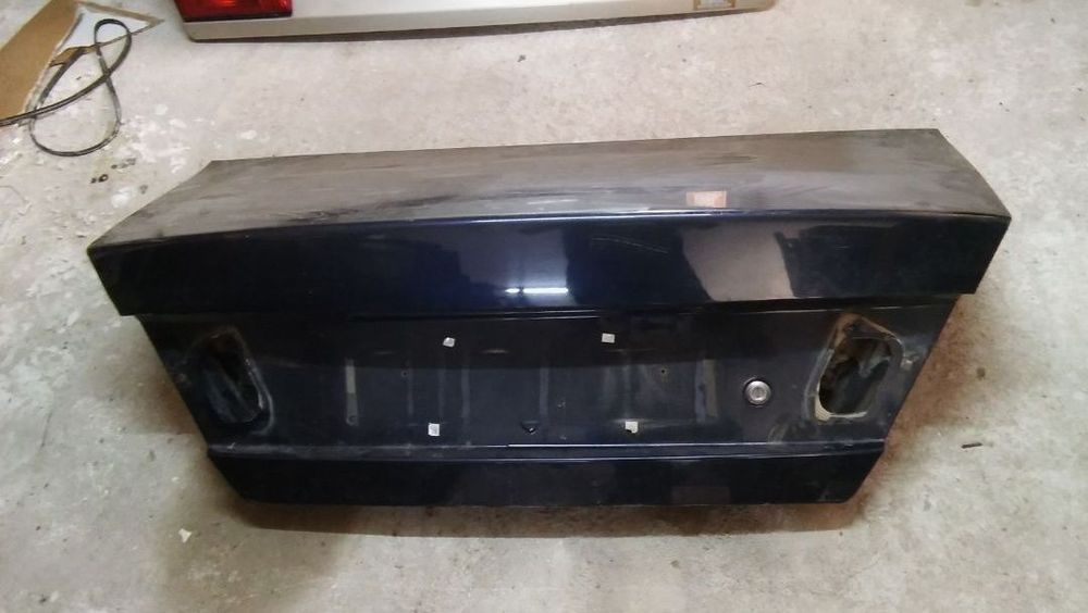 Mala mitsubishi lancer ano 2000