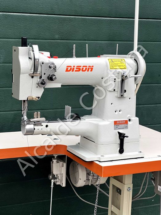 Máquina de costura industrial de triplo Arrasto Braço