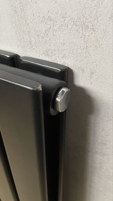 Радиатор отопления Livorno II 8/1000 черный