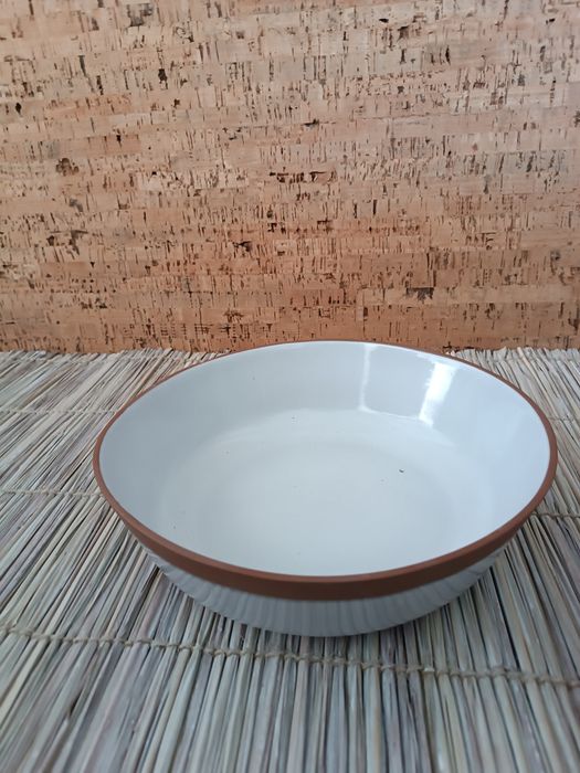 Saladeiras pequenas e pratos437356634644817922