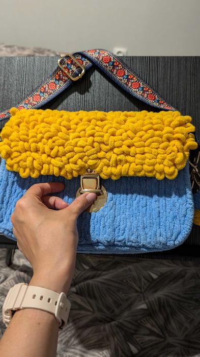 Pluszowa torba, dzianinowa.