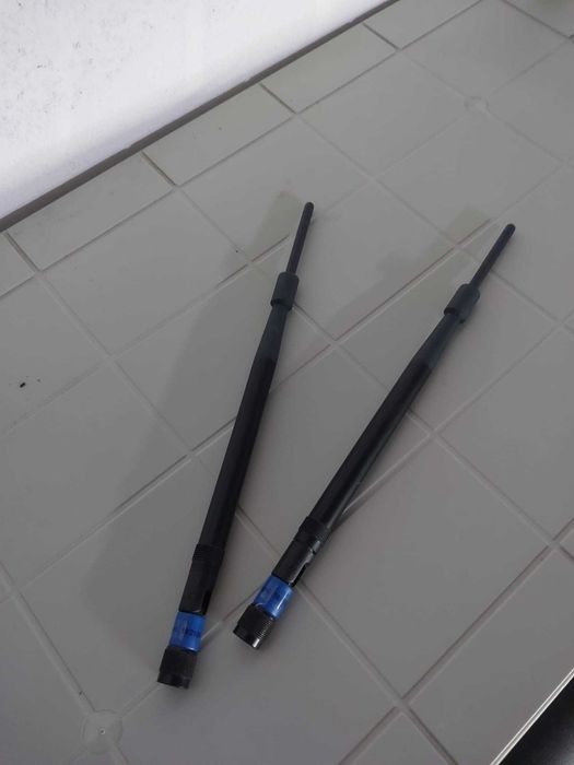 Par de antenas wireless Linksys