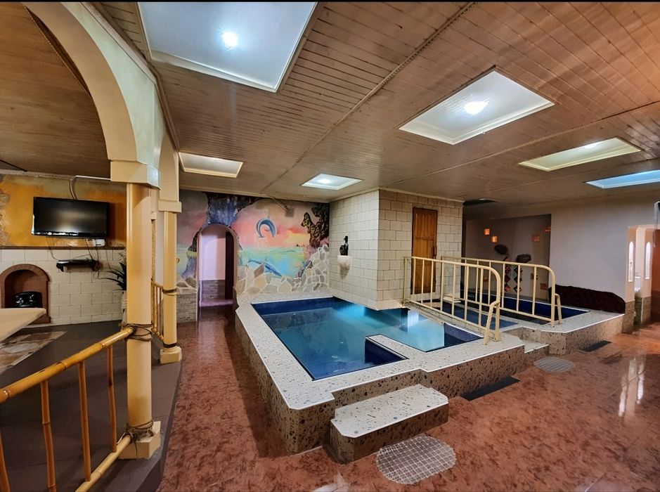 Баня на дровах. Центр. Парк Шевченко. Работает без света