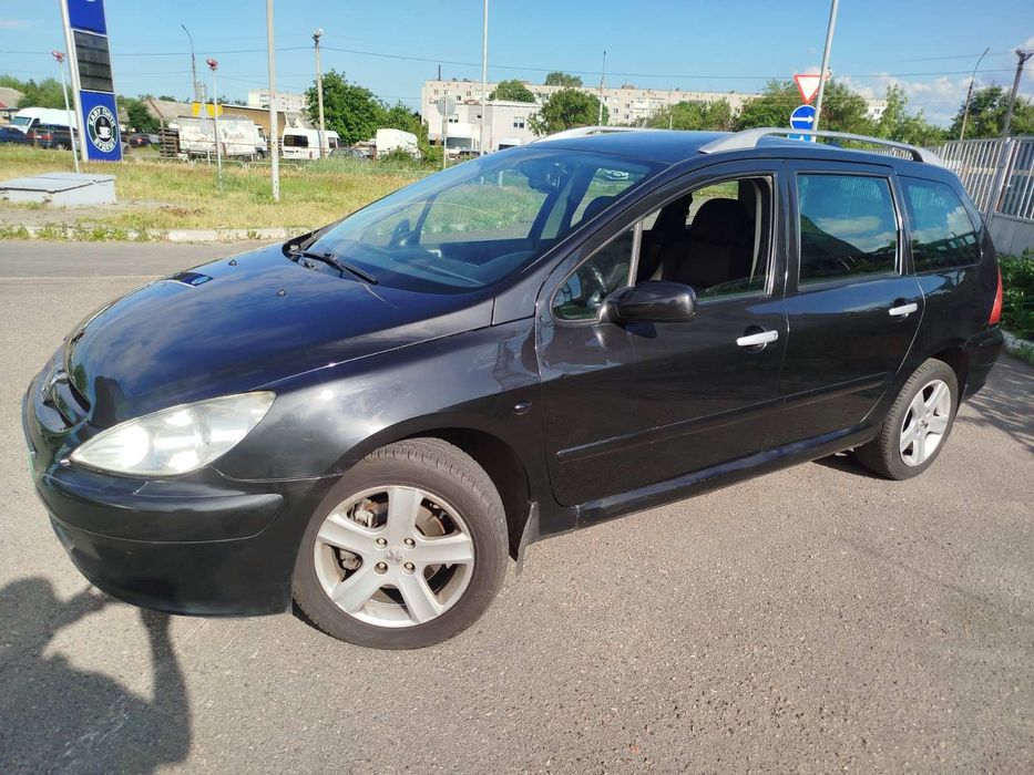 Пежо 307 sw, універсал, з панорамним видом, 7 містна, газ / бензин в дуже хорошому стані. 2003 р., мотор мільйоннік.