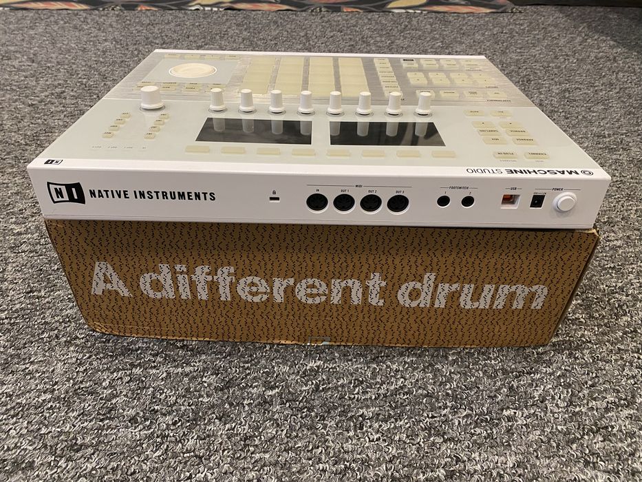 Native Instruments - Maschine Studio