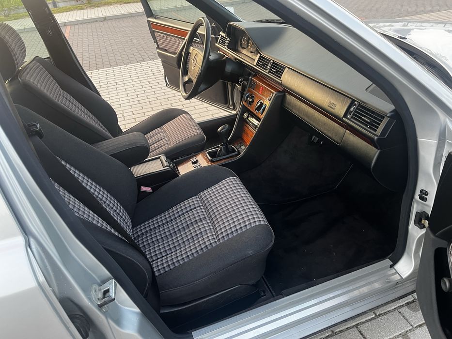 Mercedes-Benz W124 2.0 Benzyna
