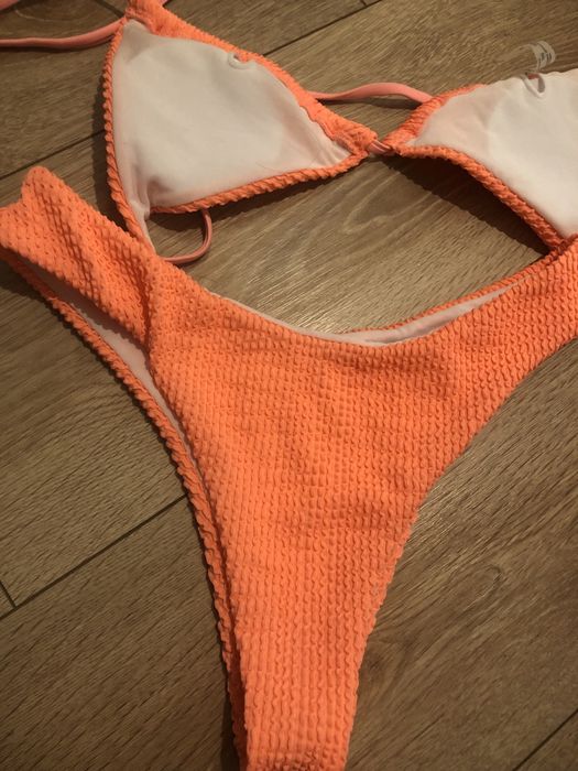 oddzielny kostium kąpielowy