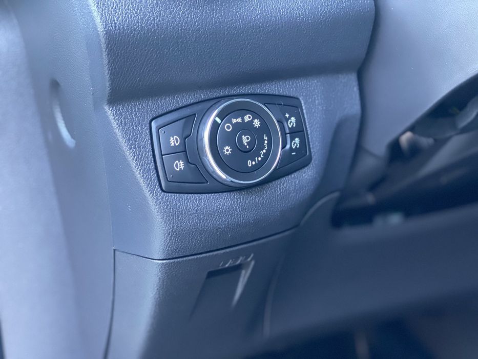 Продам Ford Tourneo Courier