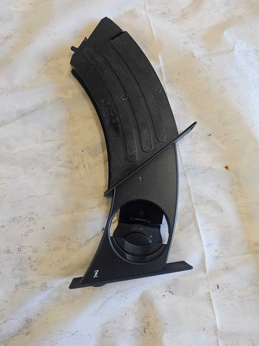 Lewy cupholder bmw e60 e61 europa!