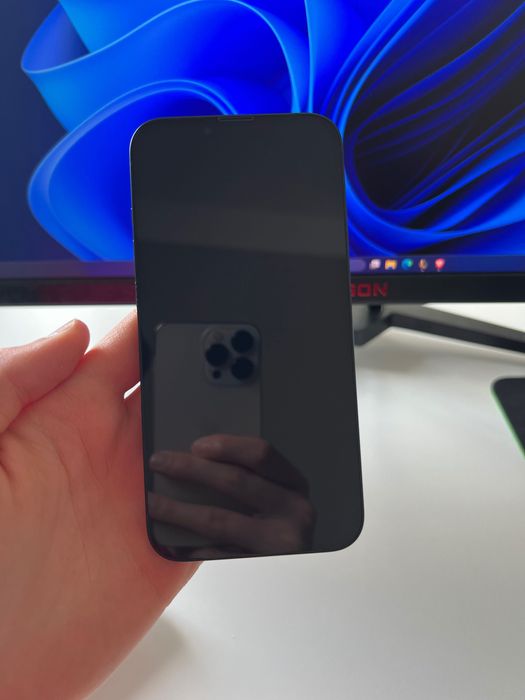 Apple iPhone 13 czarny