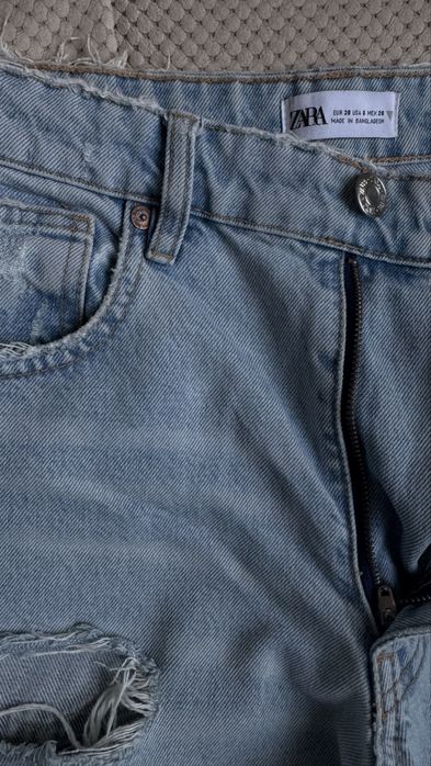 Продам джинсы  ZARA