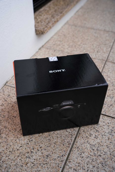 Sony A 7 IV - nova - caixa selada