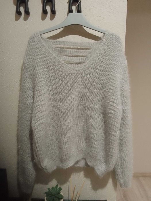 Z metki nowy sweter z metką