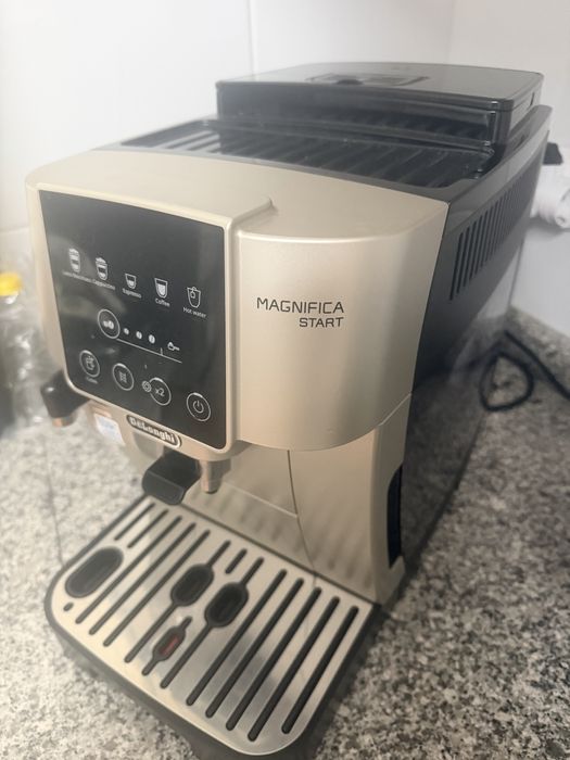 Maquina de cafe Delongi
