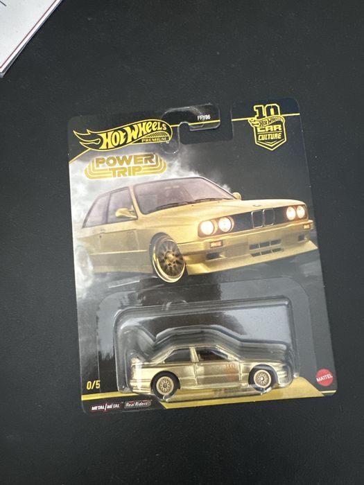 Hot Wheels CHASE 0/5 BMW e30 Power Trip