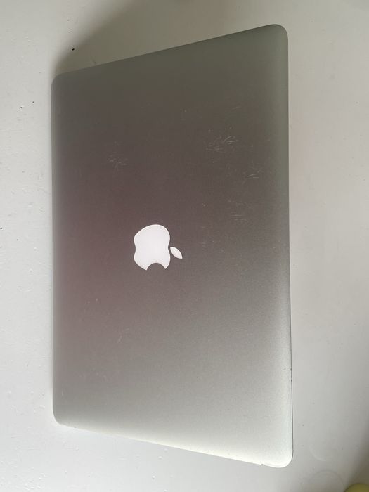 MacBook Air 13” 2015 – 500GB SSD (Capa Opcional)