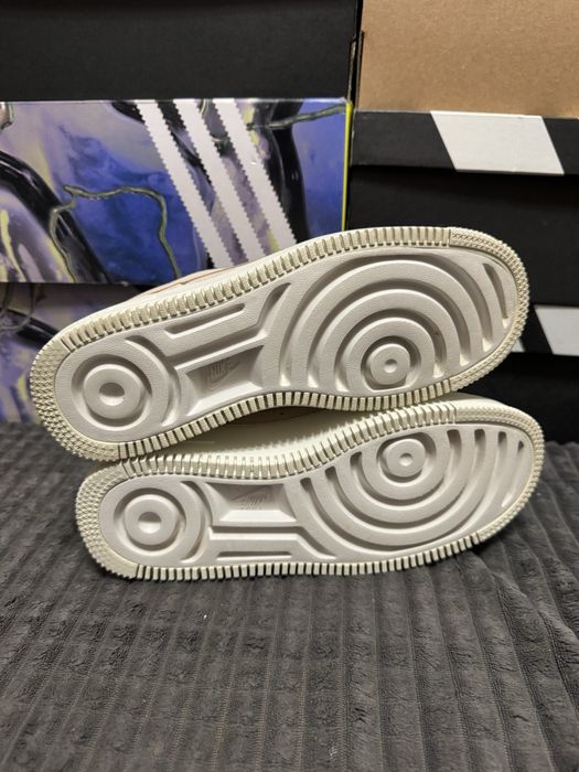 Жіночі кросівки Nike Air Force 1 Sage Low 37,5(23,5см) оригінал