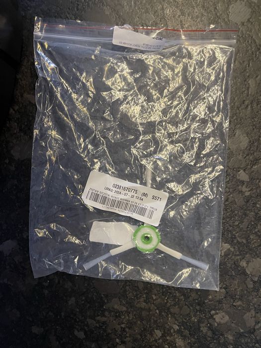 Robot sprzątający IROBOT Roomba i3 plus wirtualna sciana gratis