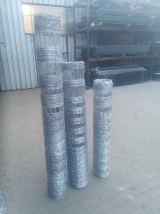 Siatka budowlana leśna ogrodzeniowa słupki