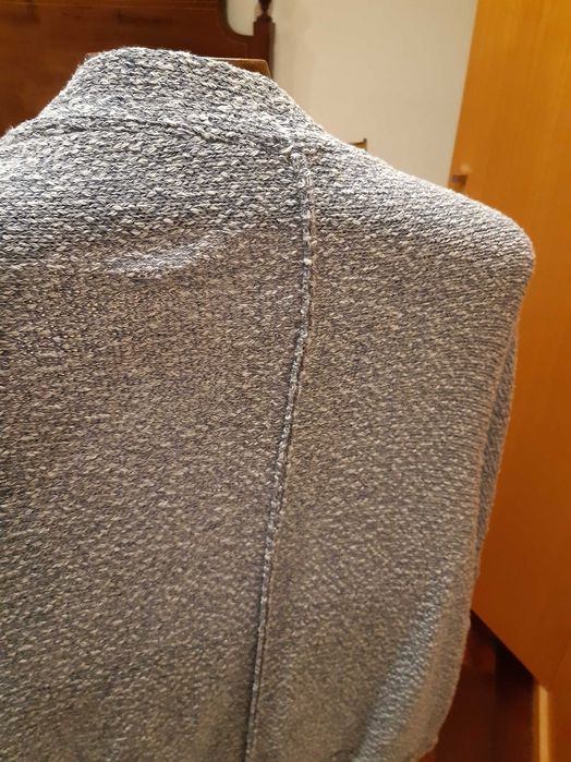 casaco-ponche de lã da Mike Davis