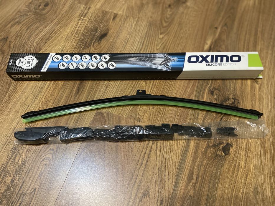 Дворник на машину