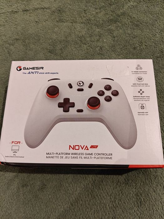 Nowoczesny, bezprzewodowy kontroler do gier GameSir Nova Lite