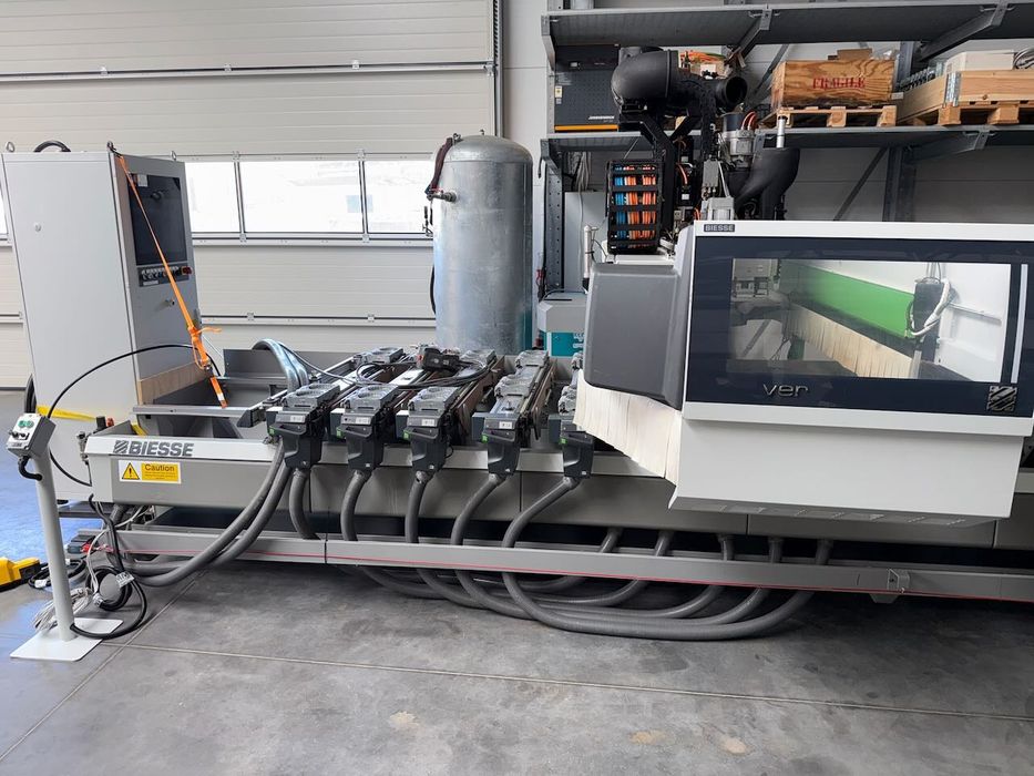 5 osiowe centrum obrobcze BIESSE ROVER A 1359 ATS