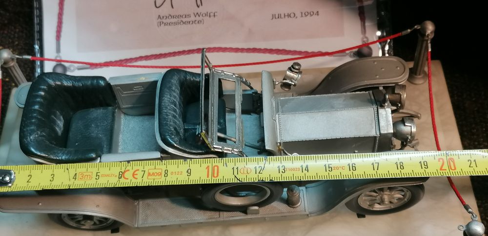 Rolls royce silver ghost série limitada  20 cms