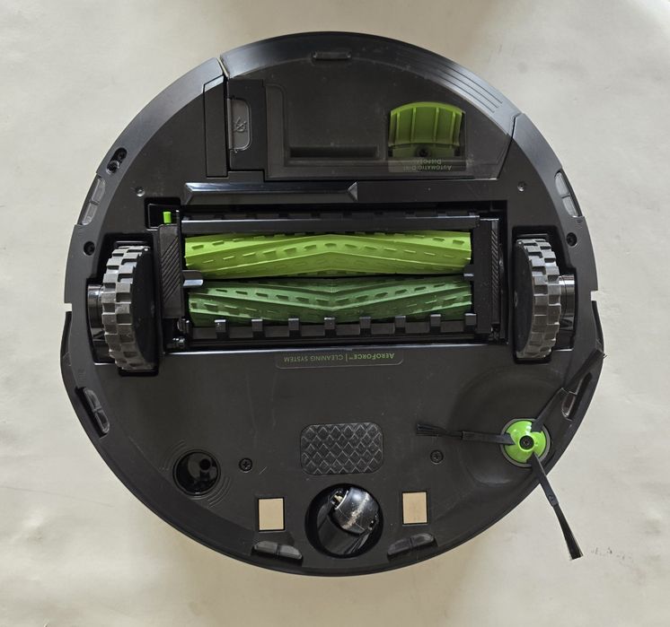 Irobot Roomba  j7+