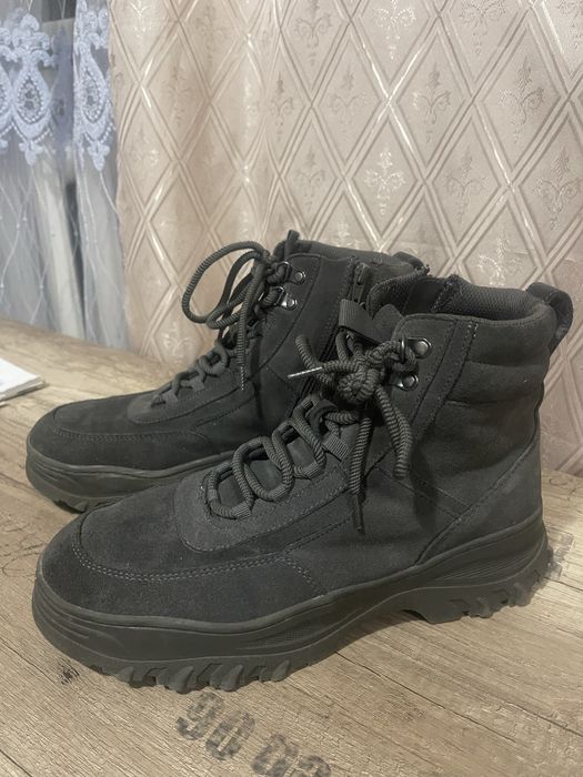 Чоловічі черевики