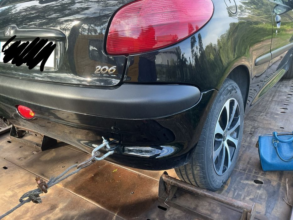 Peugeot 206 ano 2000 1.1 gasolina para peças