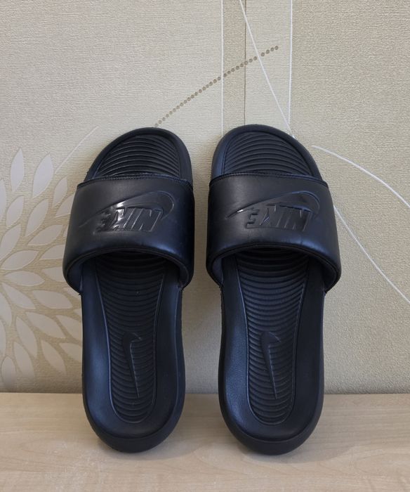 Чоловічі шльопанці тапочки Nike Victori One Slide оригінал розмір 41