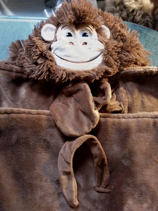 Рушник ( плед) з капюшоном.10% допомога на ЗСУ.для малечі з капюшоном