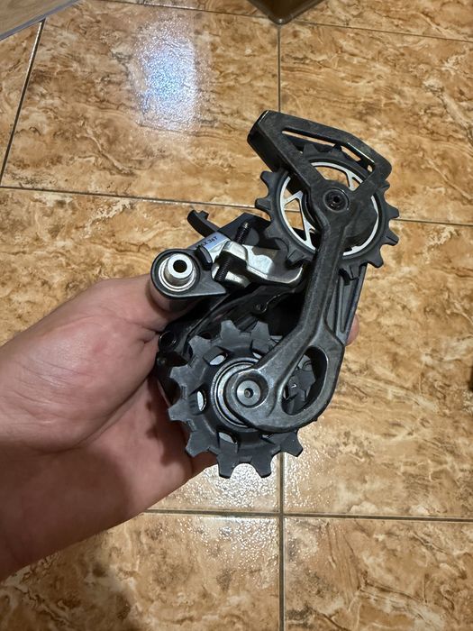przerzutka Sram Red AXS E1 max36T