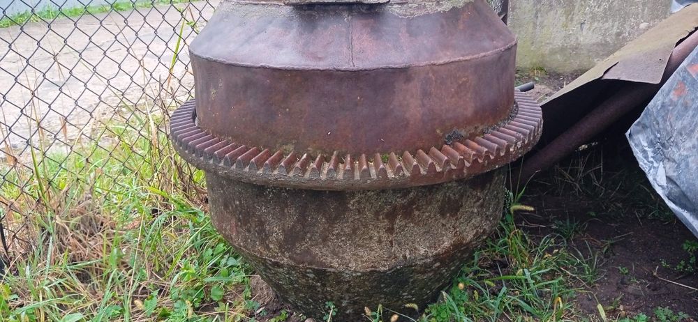 Gruszka betoniarki ,wieniec, tryb,250 l