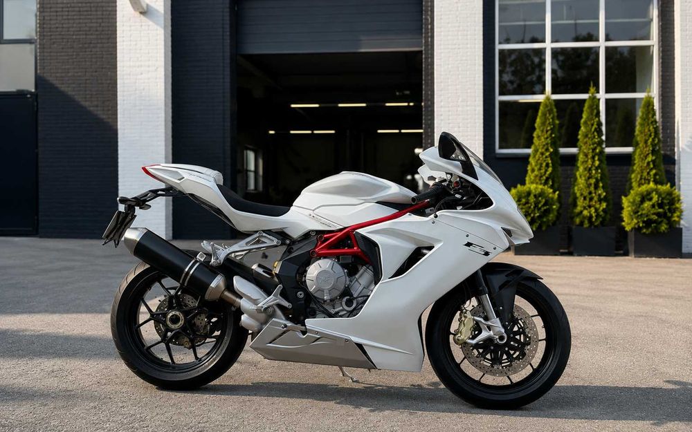 MV Agusta F3 675 2013, біла - практично нова, 5750 км