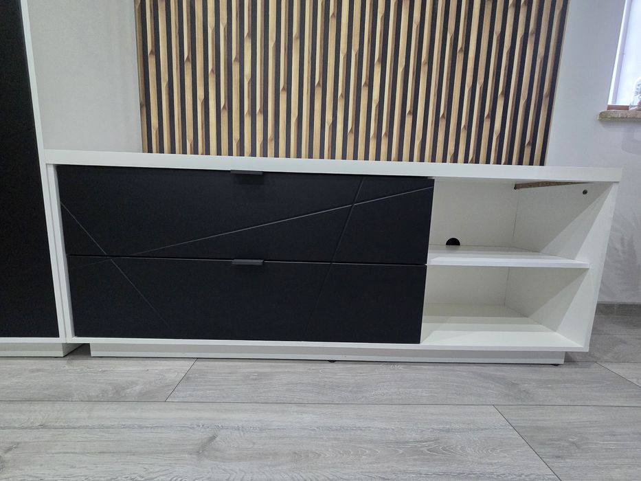 Komplet mebli pokojowych