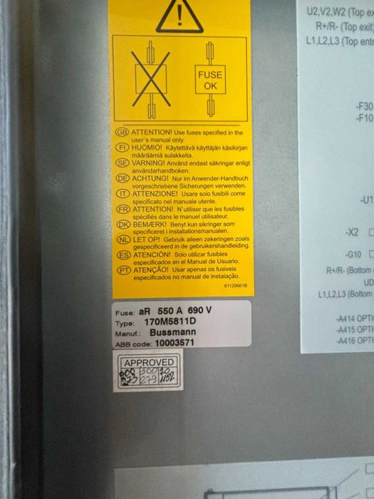 Variador de velocidade industrial ABB série ACS800 - NOVO -