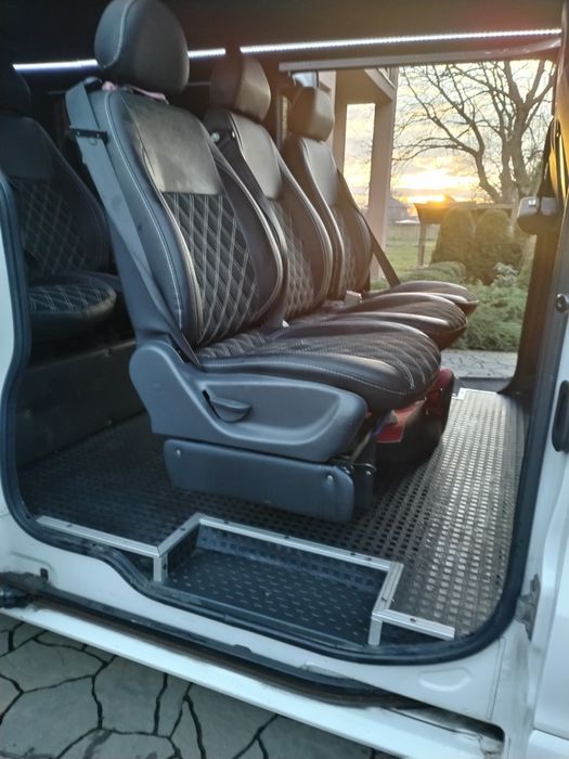 Opel vivaro 2015