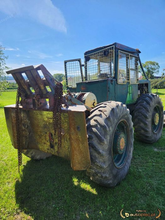 LKT 81 Standard Skider / Ciągnik leśny (1986)