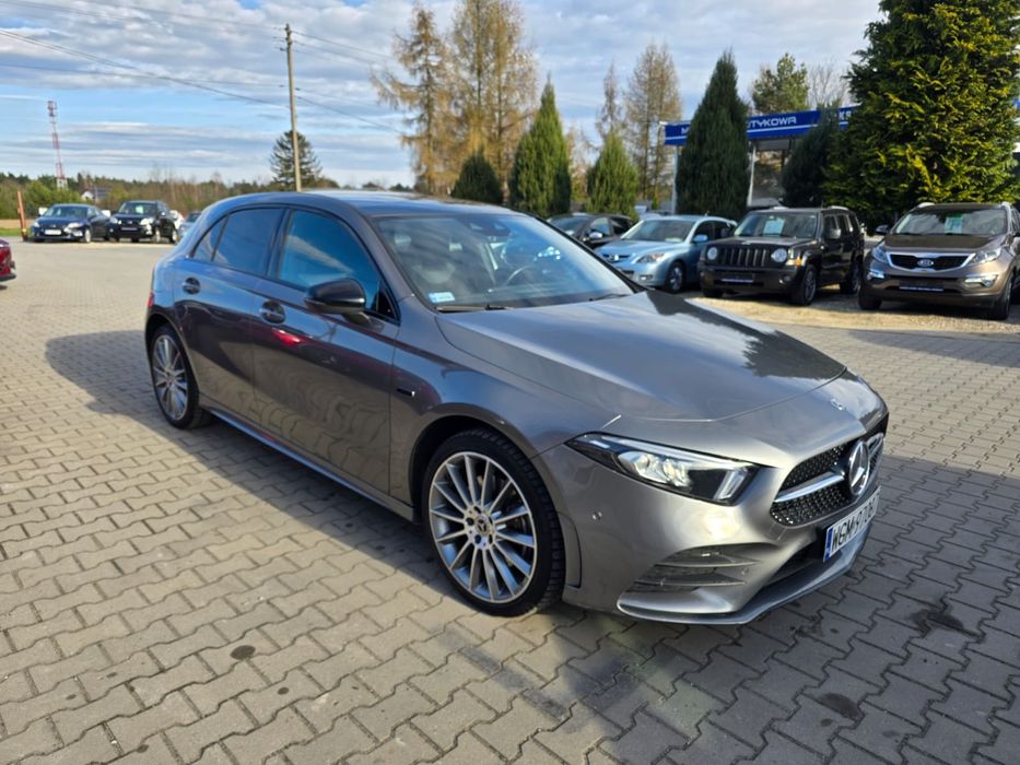 Mercedes A250e 1.4B Hybryda! Niski przebieg!